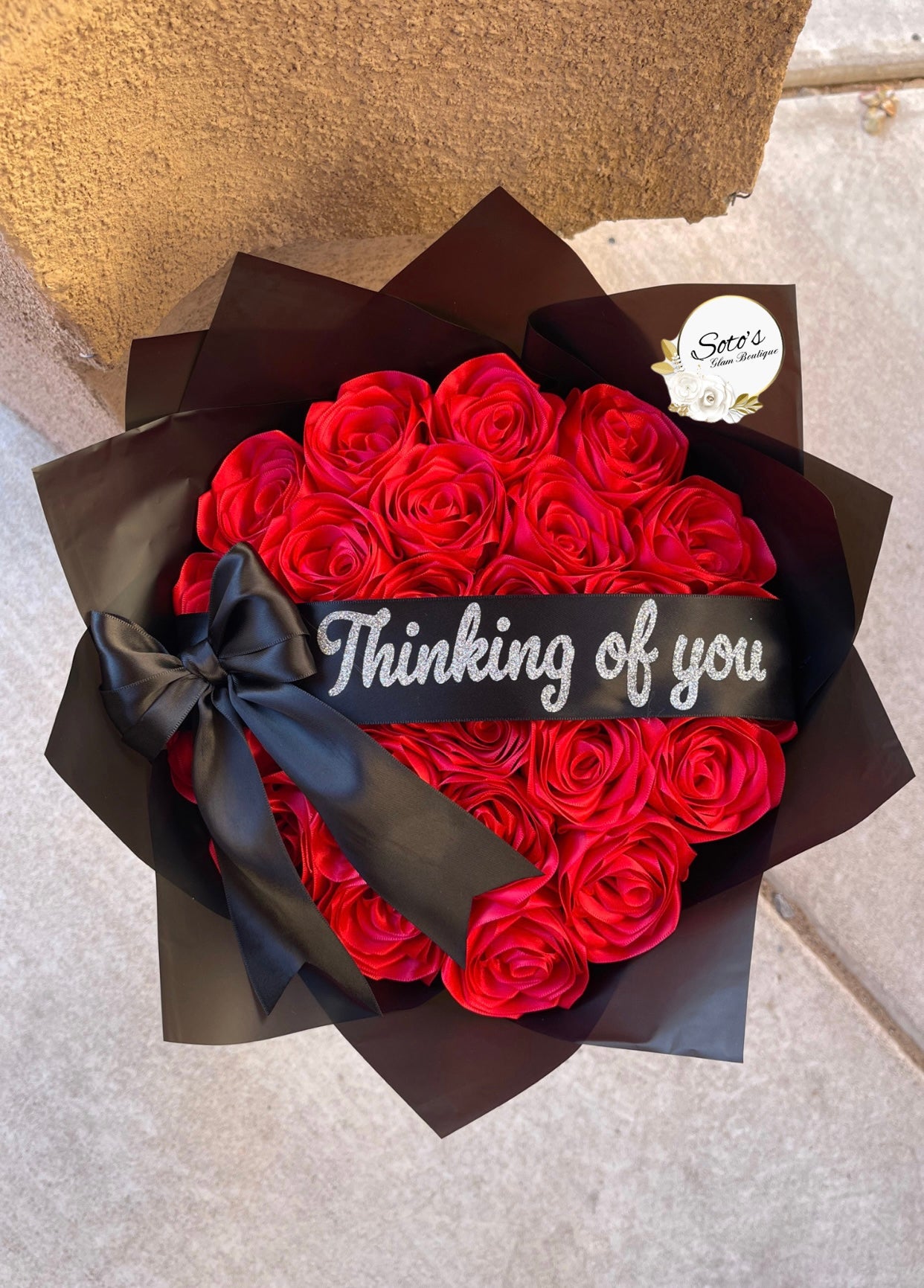 24 Eternal Roses