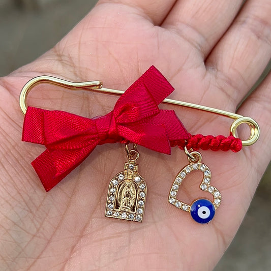 Virgencita con corazón pin🧿♥️