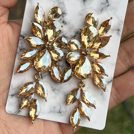 Gold Crystal Earrings✨